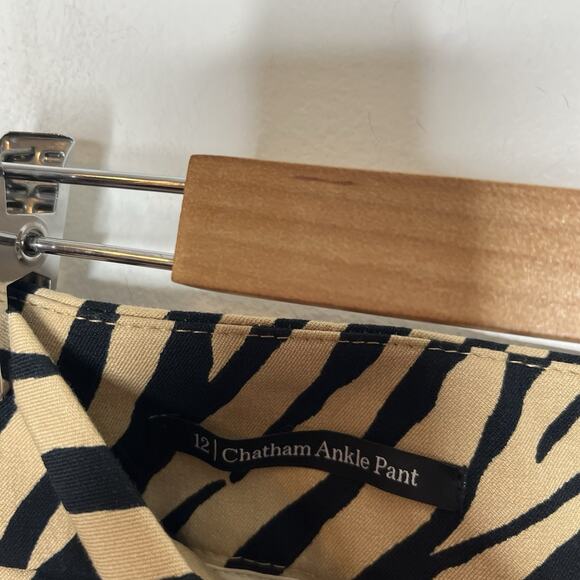 Talbots Tiger Striped Chatham Ankle Pants Tan Womens Size 12 Animal Print Office - Picture 3 of 7